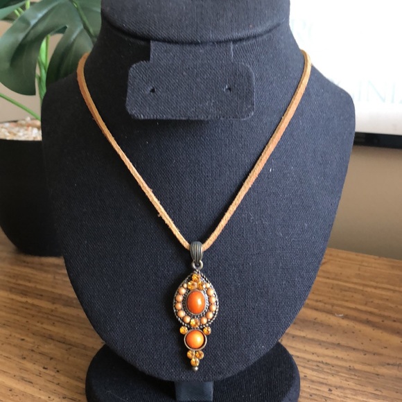 🔥STUNNING Vintage Necklace - Picture 3 of 9